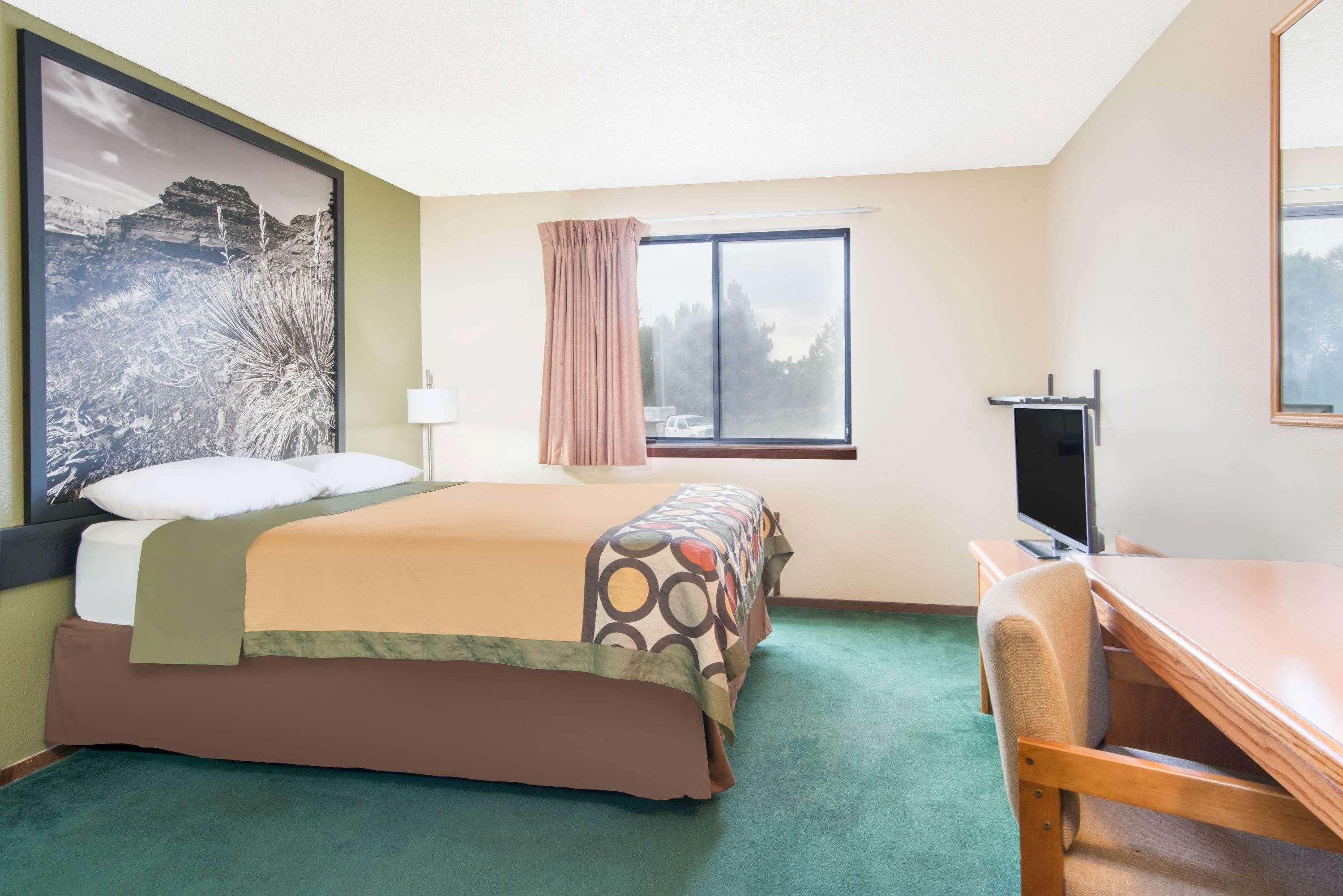 Super 8 By Wyndham Buffalo Exterior photo