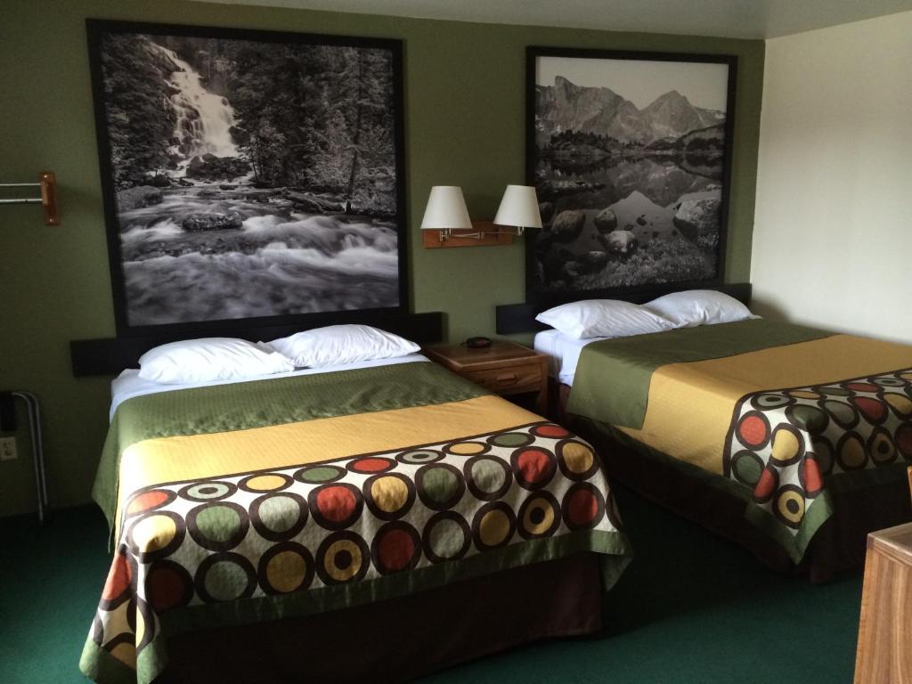 Super 8 By Wyndham Buffalo Room photo
